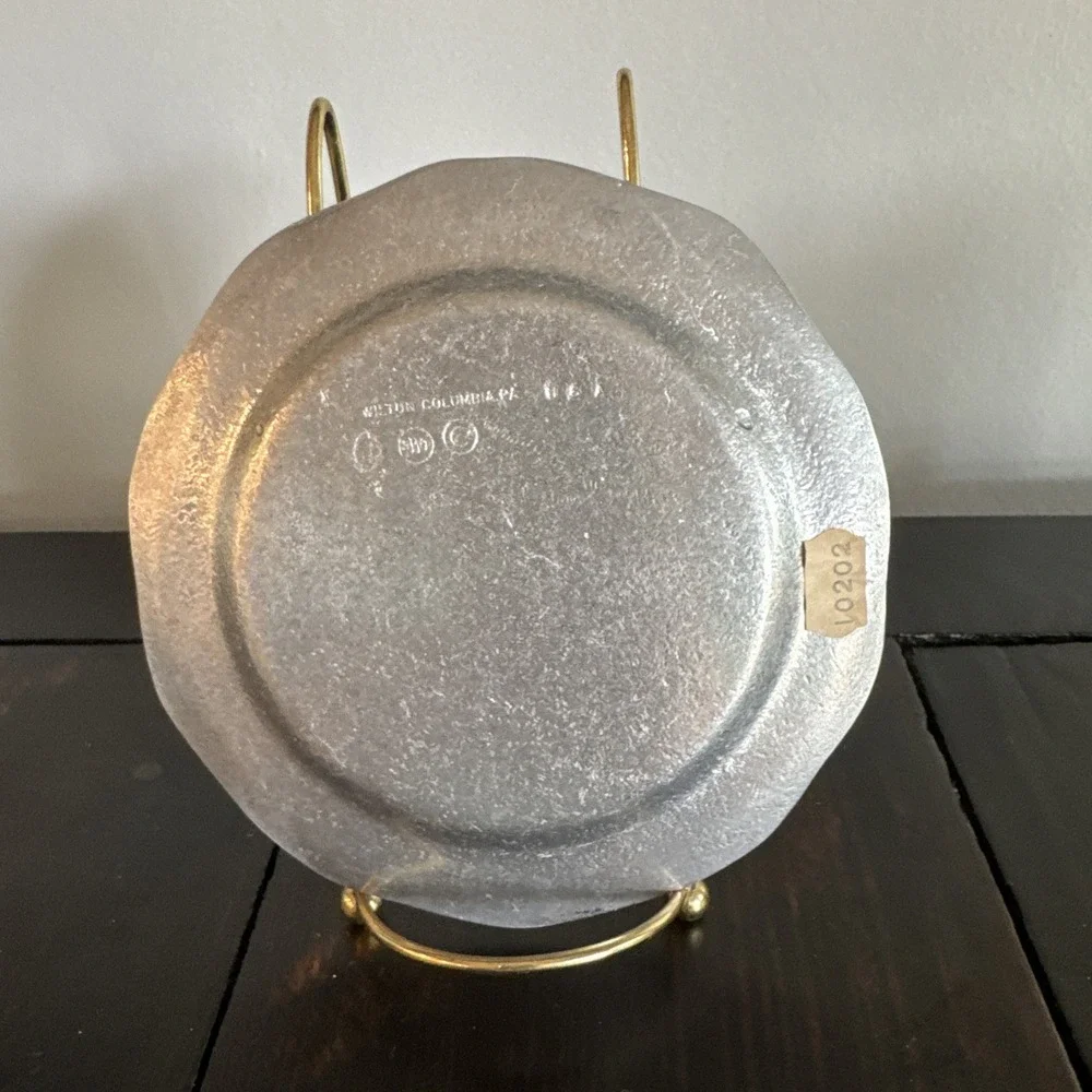 Vintage RWP Wilton Armetale Pewter Salad Bread Dessert‎ Plates Set Of 2.